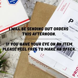 Shipping orders 4/10, Offers are accepted!
